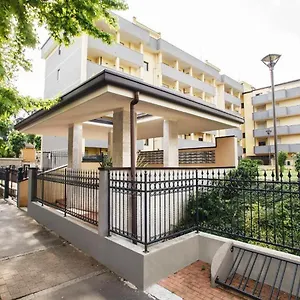 2* Aparthotel Hq Milano - Smart