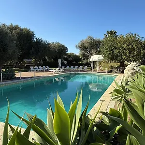 https://resort-villa-isola.sicilyhotelsitaly.net